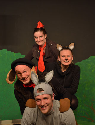 Esel, Hund, Katze und Hahn aus „Tierisch was los!“